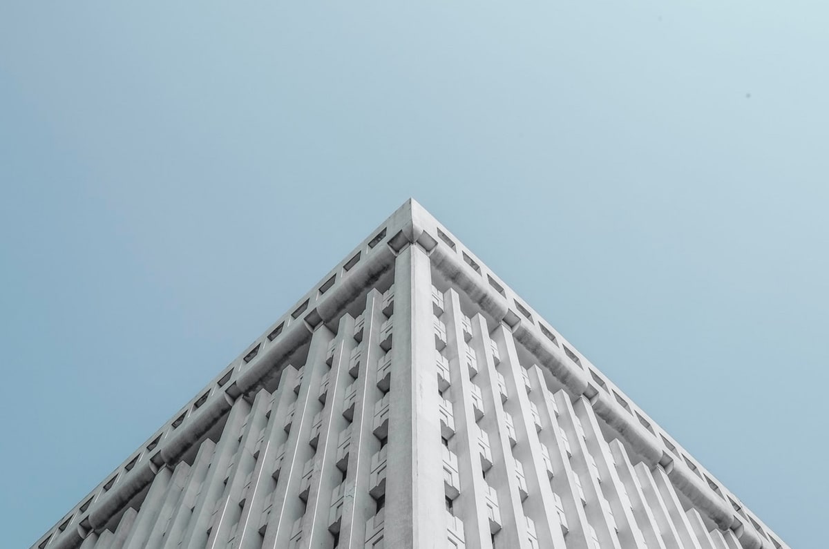 乐鱼娱乐体育-LPL高光时刻：Xiaohu乌鸦上演二追四