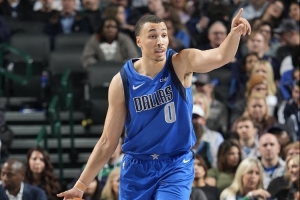 尼克斯队记：埃克萨姆回归独行侠之前曾考虑过加盟尼克斯