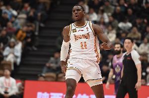 赛事比分-四节七人次外援政策重塑CBA格局 传统强队遇困境 新势力逆袭崛起