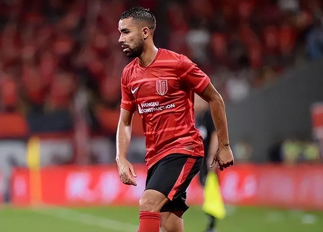 体育直播-隐形利剑！泰山归化中场回来或被韩鹏激活，新赛季成球队最大变数